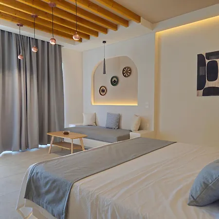 Moonlight & Exo Katikies (Santorini)