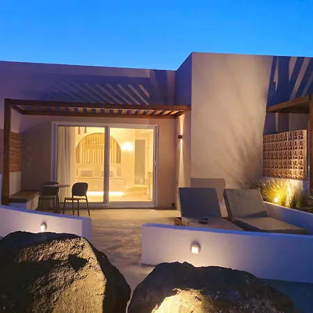 Moonlight & Exo Katikies (Santorini)