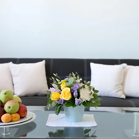 Moonlight & Exo Katikies (Santorini)