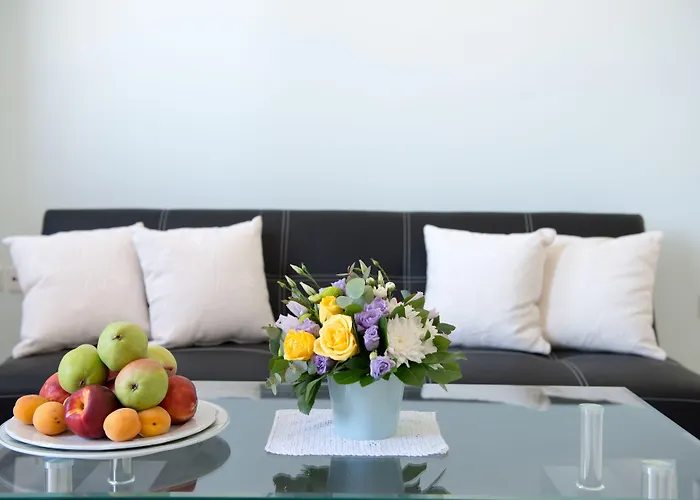 Moonlight & Exo Katikies (Santorini)