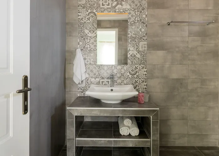 公寓 Moonlight & Exo Katikies (Santorini)