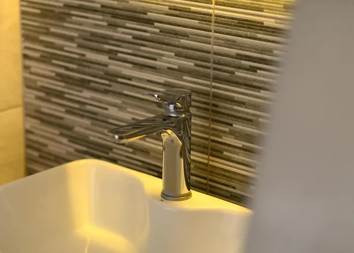 Moonlight & * Exo Katikies (Santorini)