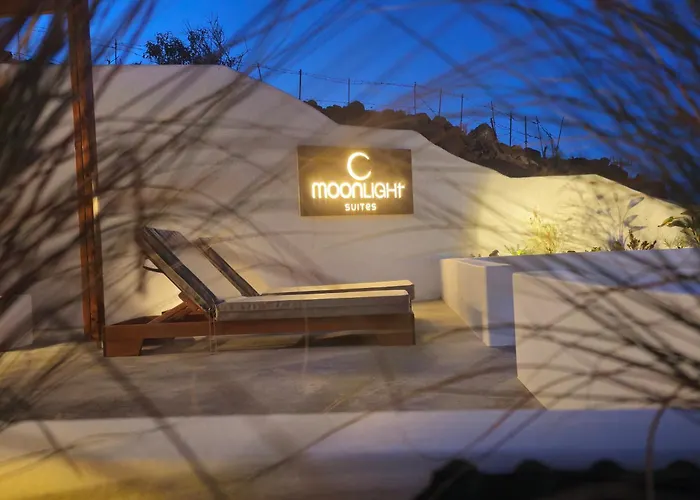 Moonlight & * Exo Katikies (Santorini)