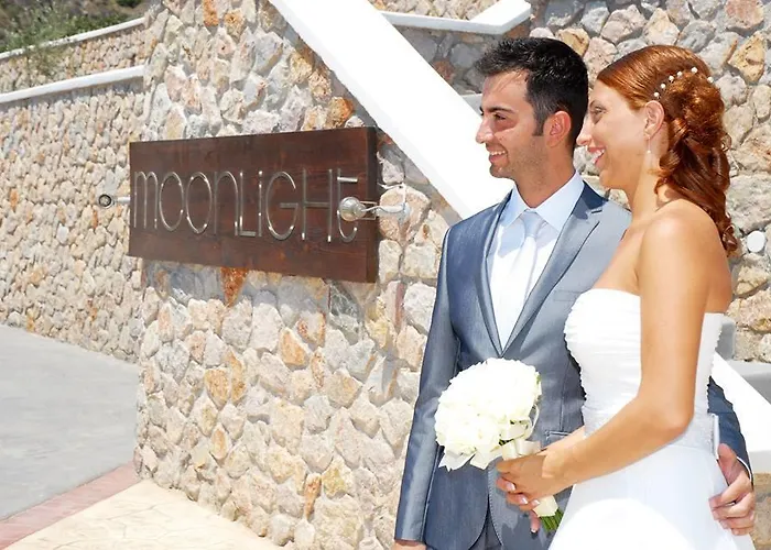 Moonlight & Lägenhet Exo Katikies (Santorini)