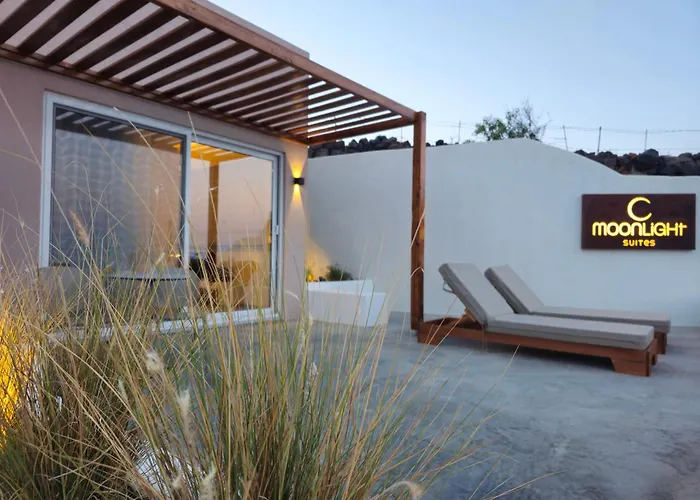 Moonlight & * Exo Katikies (Santorini)