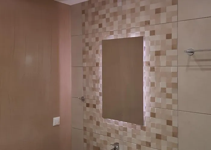 Moonlight & Exo Katikies (Santorini)